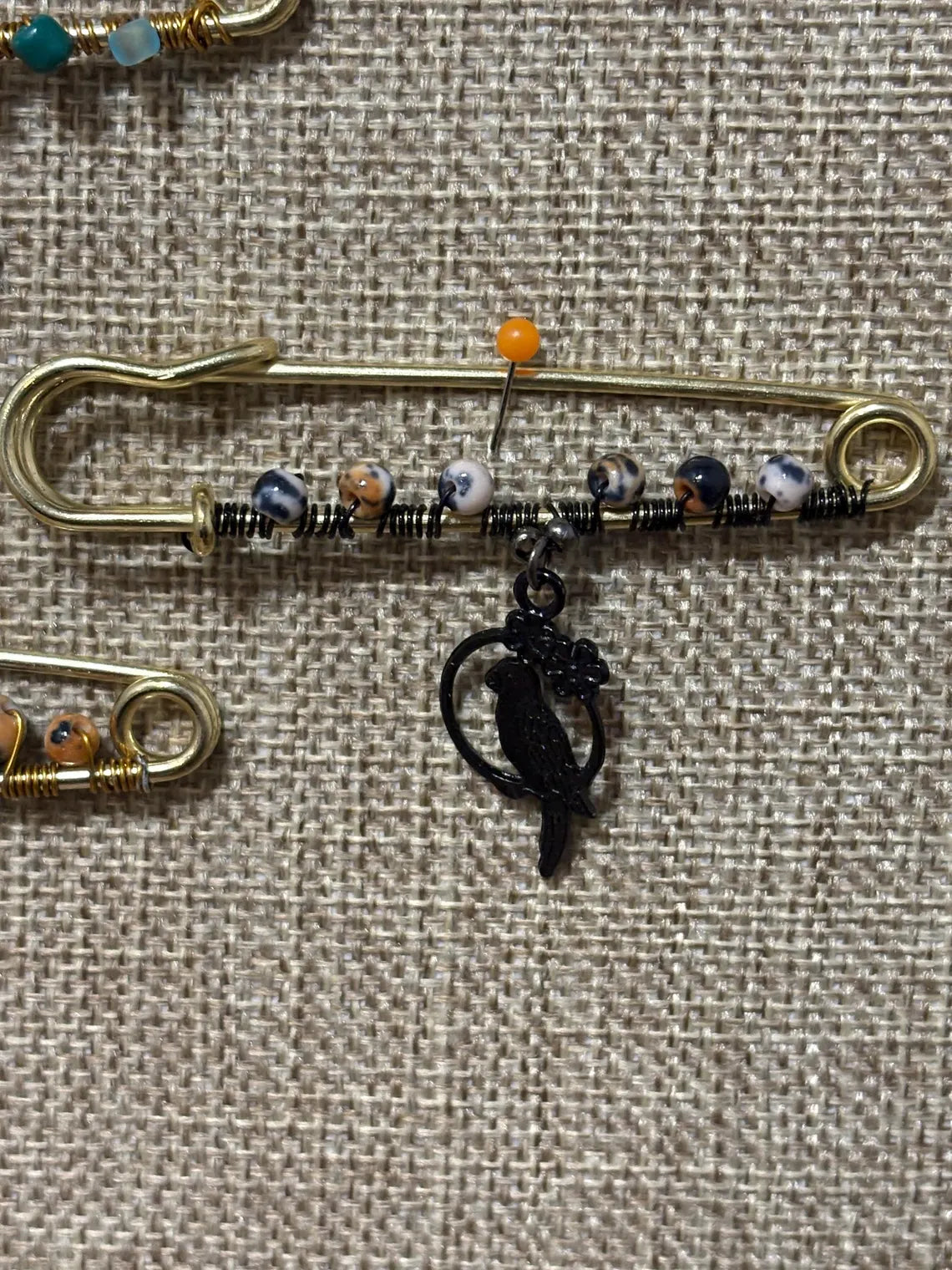 Handmade Beaded Safety Pin Brooch: Western Boho Fashion Accessory Black Parrot
