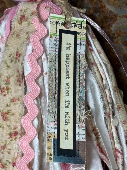 Me + You Anniversary Valentines Day Gift Heart Salt Shaker Tassel I'm happiest when I'm with you