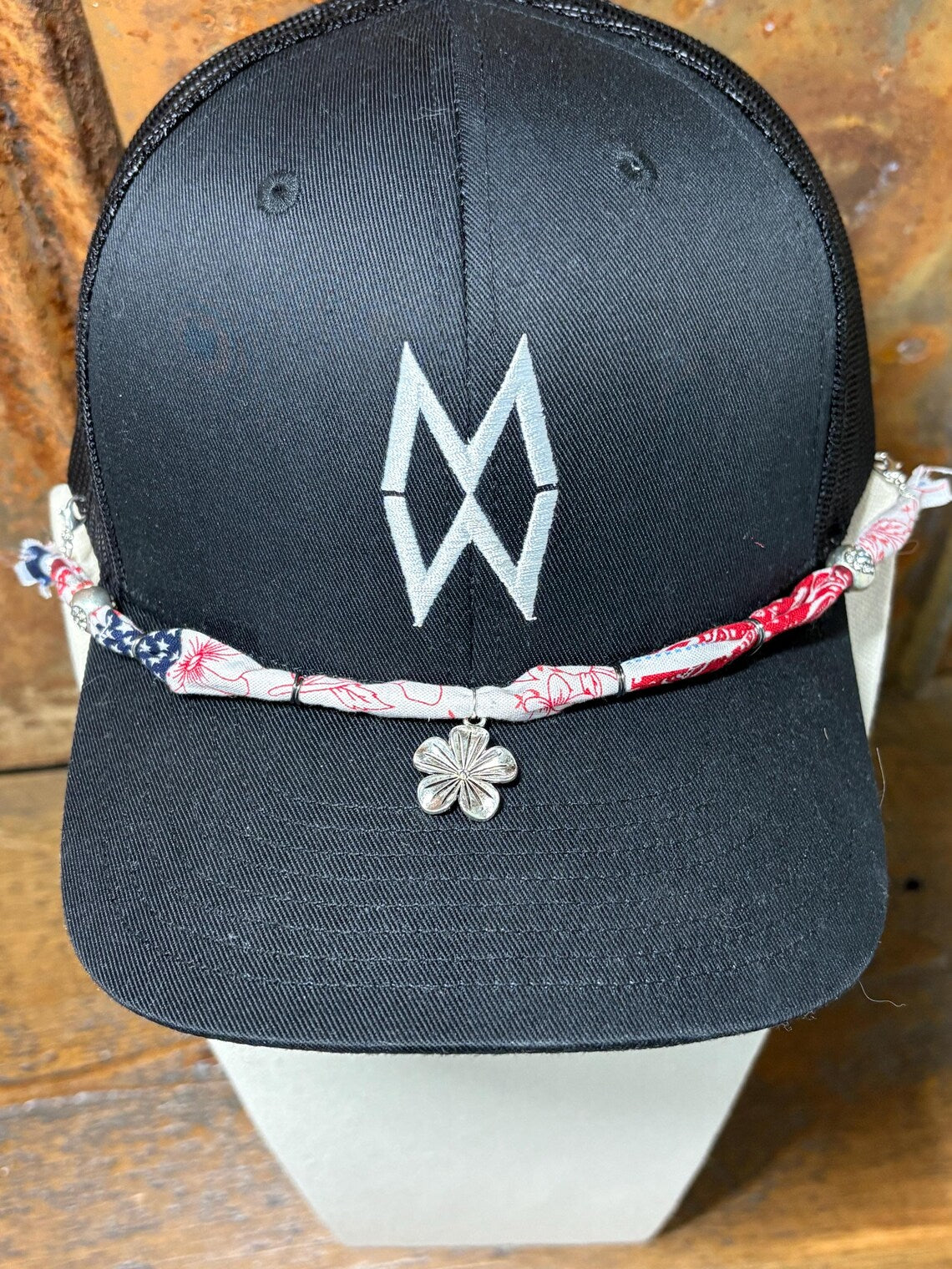 Trucker Hat Baseball Cap Band Add-on Removable Hat Jewelry Tropical Flower Charm
