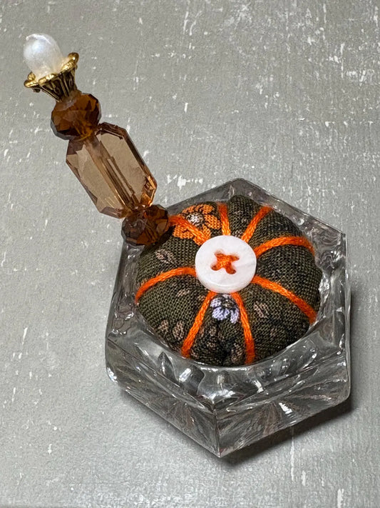Handmade Salt Cellar Pin Cushion – Decorative Mini Pincushion with Beaded Pin