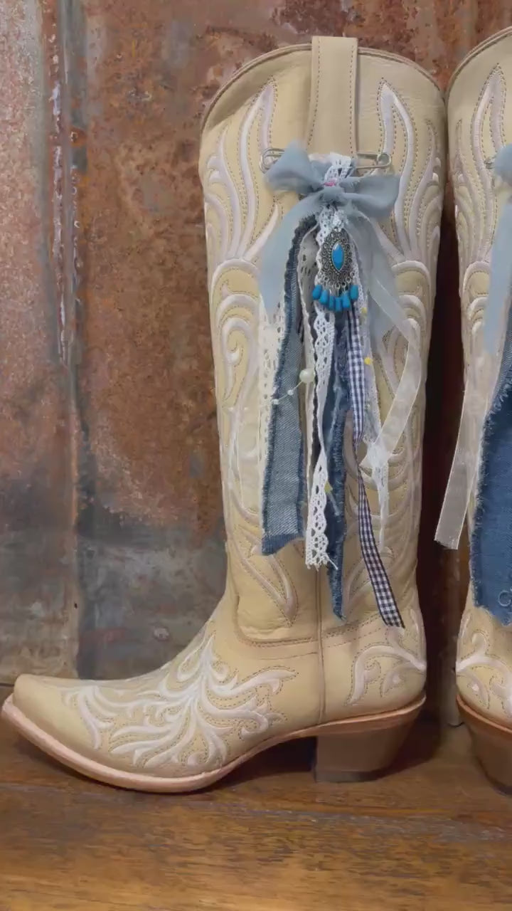 boot ties
